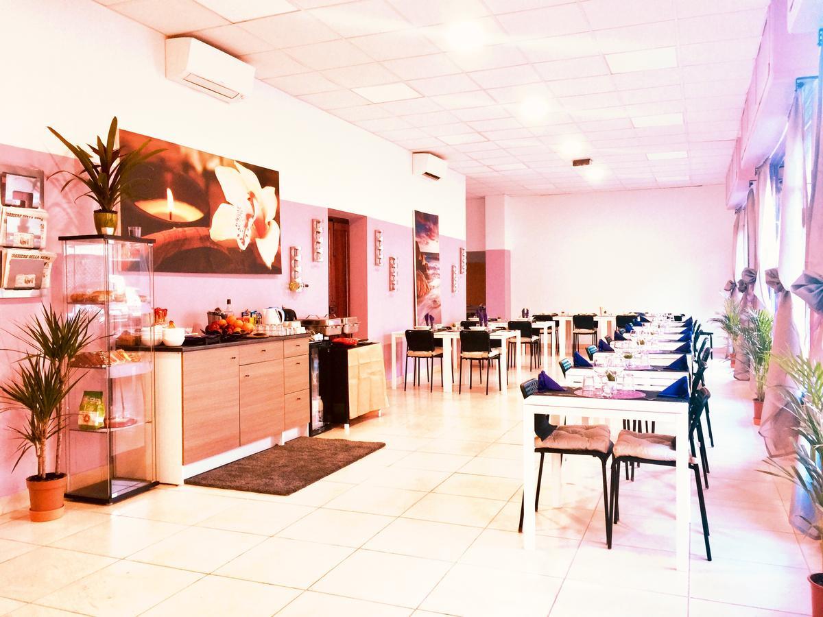 Rho Gloria 2 Hotel Kültér fotó