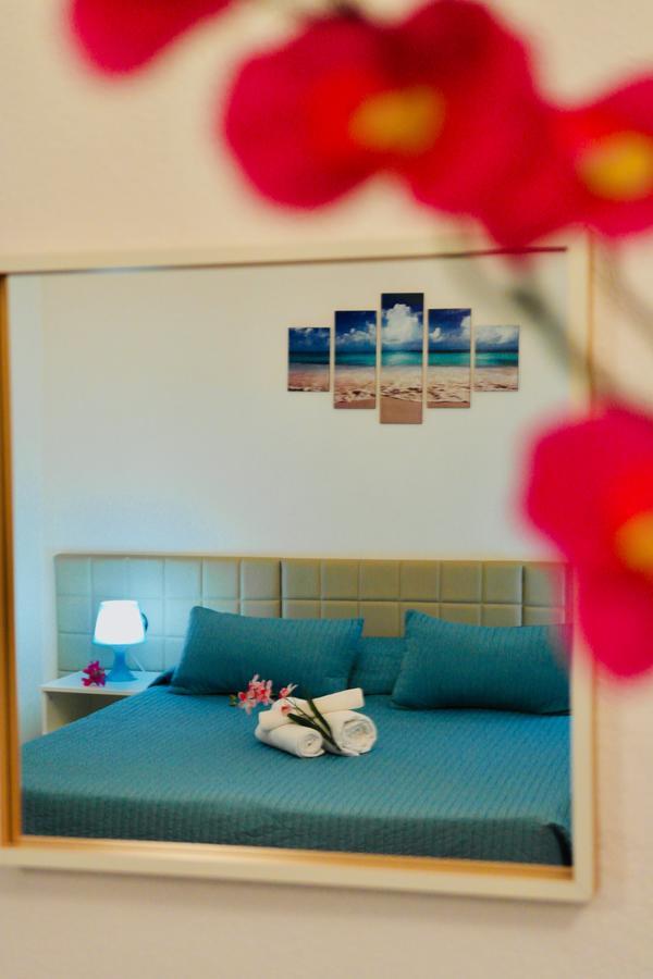 Rho Gloria 2 Hotel Kültér fotó